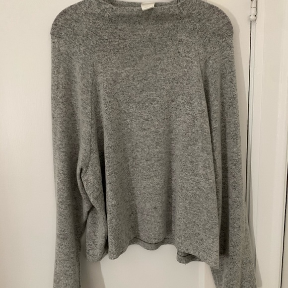 Mock neck sweater! - Picture 1 of 2